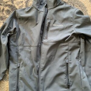 Columbia Men's Charcoal Softshell Jacket